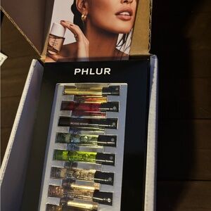Phlur Fragrance Discovery Set
